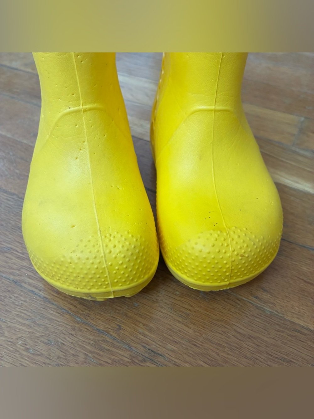 Yellow Crocs Rainboots - Picture 4 of 9